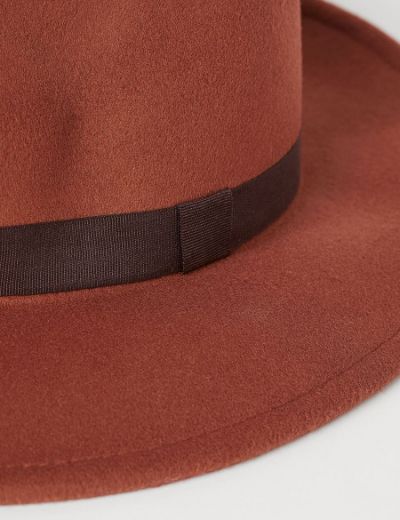 Picture of Classic Red Hat